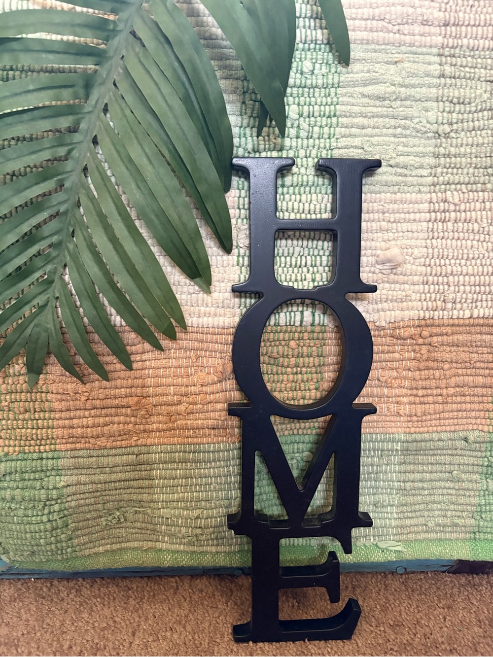 Black 'HOME' Vertical Wall Sign - Modern Home Wall Decor